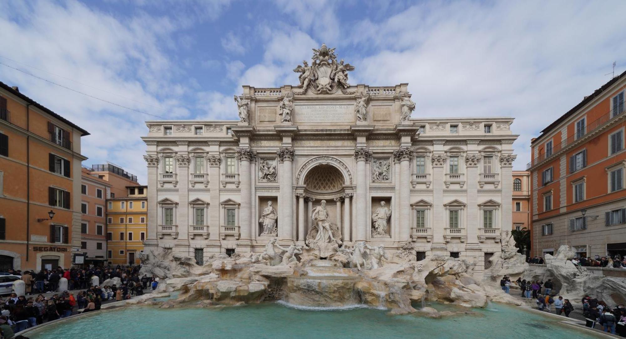 Carla Luxury House Rom